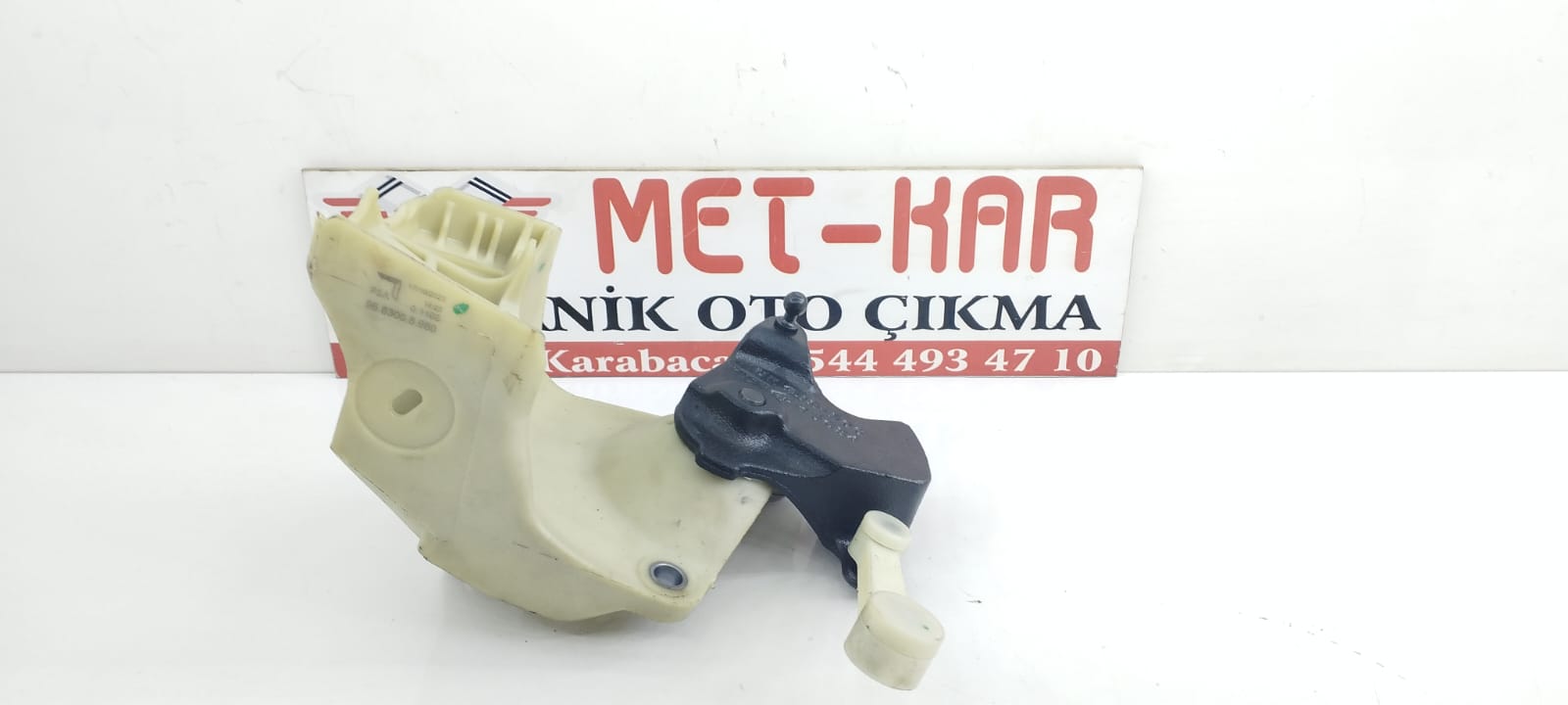 PEUGEOT CİTRON C3 B618 VİTES HALATI BAĞLANTI AYAĞI,  VİTES HALATI BAĞLANTI BRAKETİ 96.8305.8.980  ,  9683058980