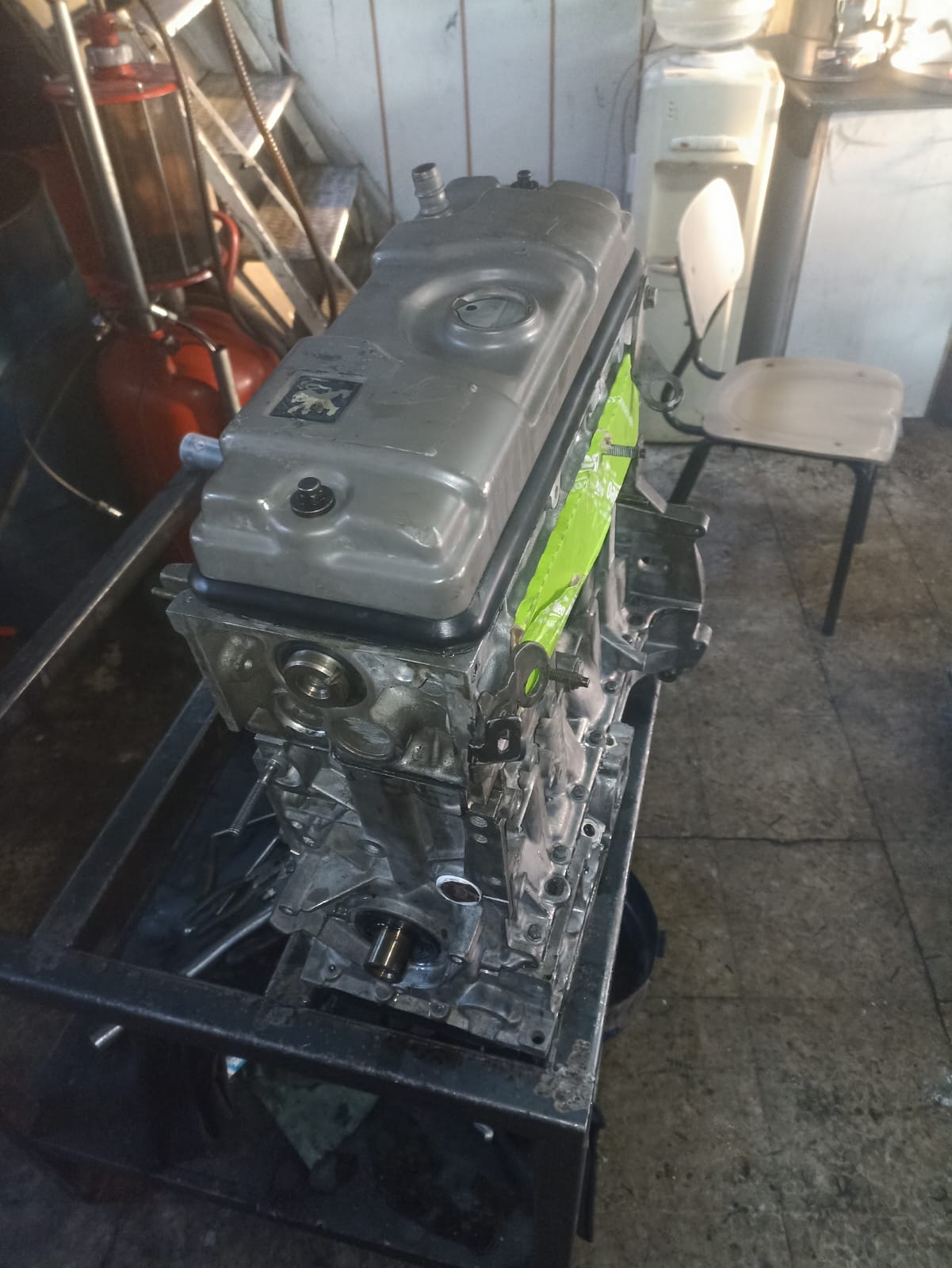 PEUGEOT 1.4 BENZİNLİ REKTEFELİ SIFIR YAPILI MOTOR