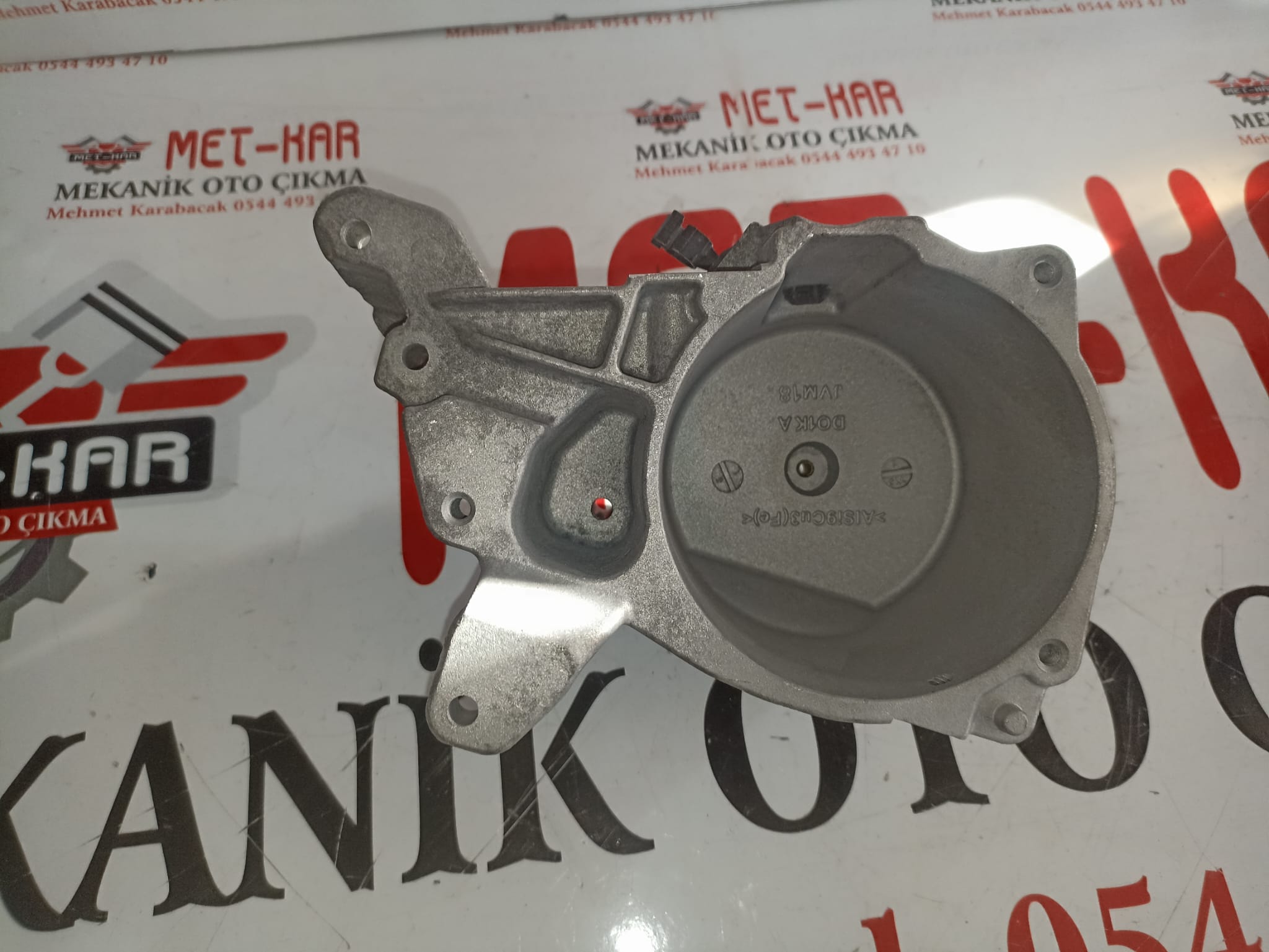 FORD B-MAX,C-MAX EURO 5 MAZOT FİLTRE YUVASI 2012 model üstü AV6Q-9180-CA yakıt filtre braketi