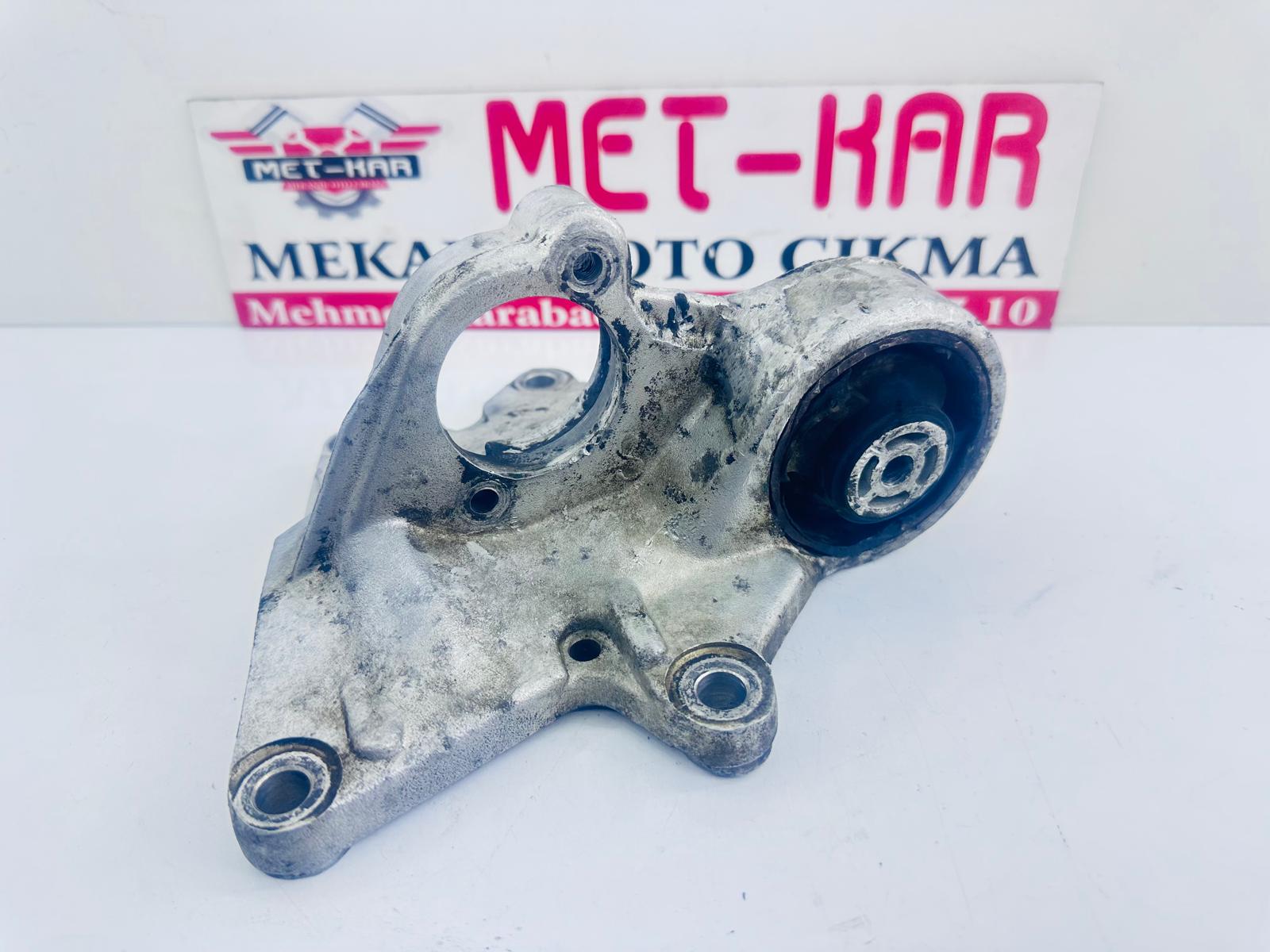 PEUGEOT 206 BEZİNLİ CTI AKİS BAGLANTI BRAKETİ , ALT MOTOR KULAGI , MOTOR BAGLANTI BRAKETİ ARKA , 1807R0 , 1807.R0  , 1807 R0 , 9635893380 , 1807R0 1807 R0 1807.R0