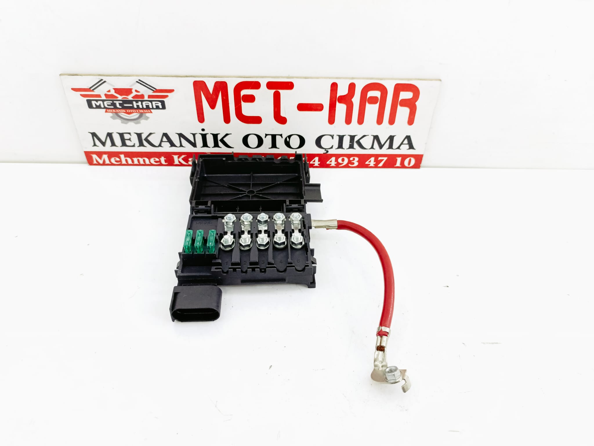 VOLKSWAGEN GOLF 4 , BORA , CADDY SİGORTA KUTUSU , SİGORTA PANELİ AKÜ ÜSTÜ KABLOLU 1J0937617A , 1J0937617B , 1J0937617D , 1J0937617C