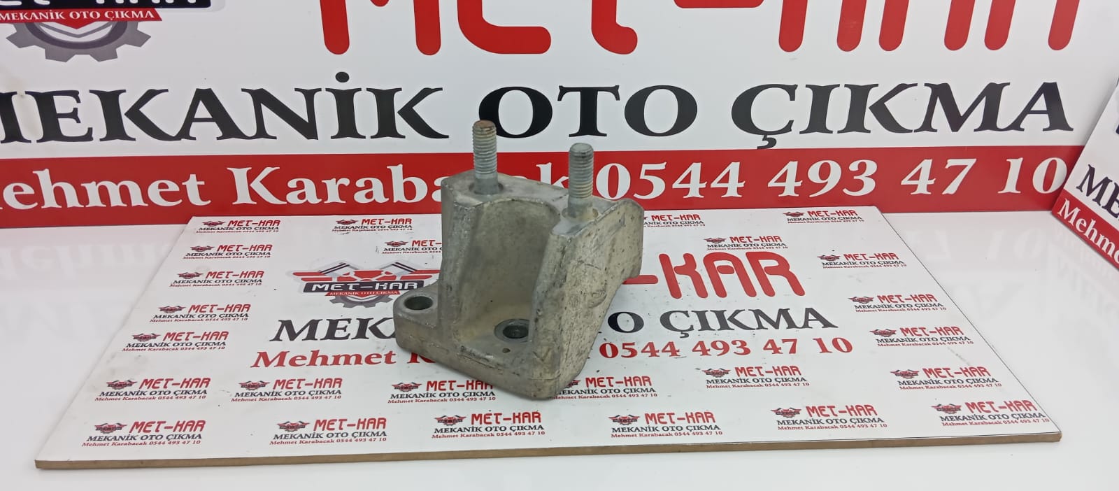 FORD FİESTA ŞANZIMAN ÜST KULAK BAGLANTI BRAKETİ 8V51-7M125-AC