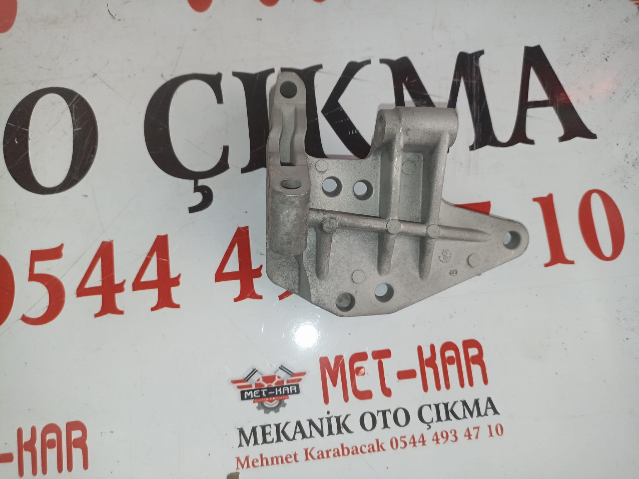 CİTROEN,PEUGEOT,3008,308 1.6HDİ gaz kelebek braketi 25365224