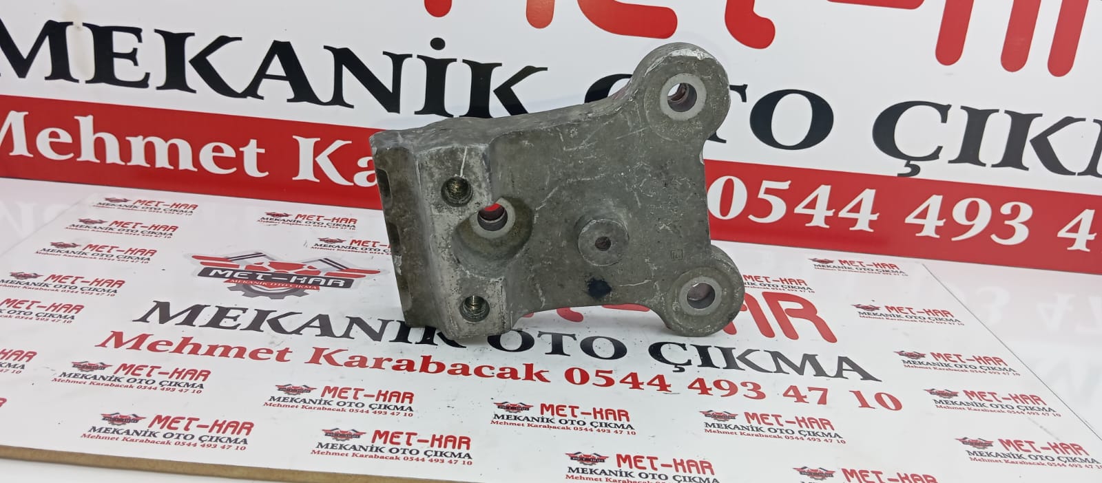 CİTROEN,PEUGEOT ŞANZIMAN VE MOTOR KULAK BAGLANTI BRAKETİ 1813J8- 326C79 