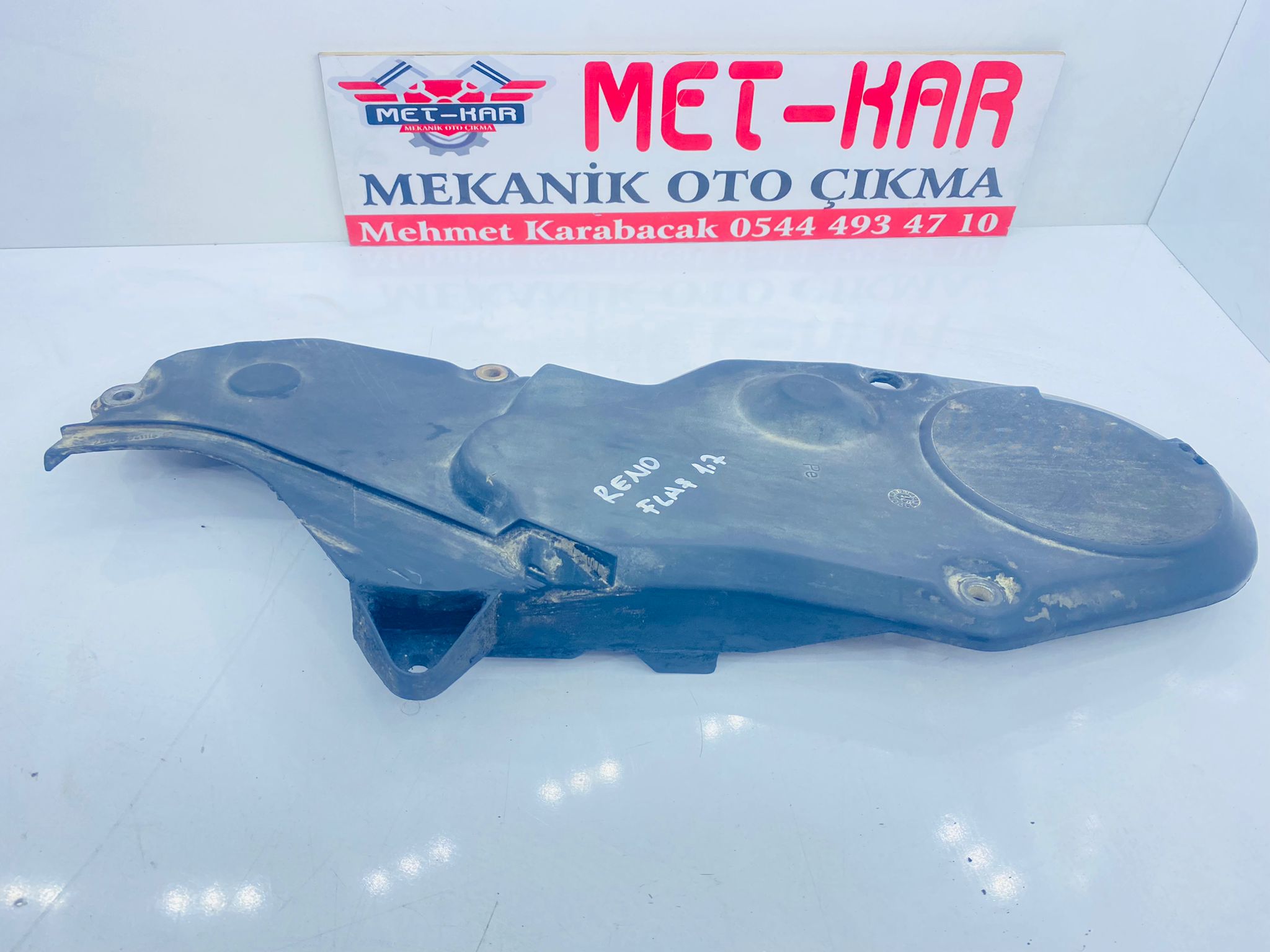 RENAULT 11  FLAŞ 1.7  MOTOR TRİGER KAPAĞI  ORJİNAL ÇIKMA 7700741118 tiriger muafaza kapagı