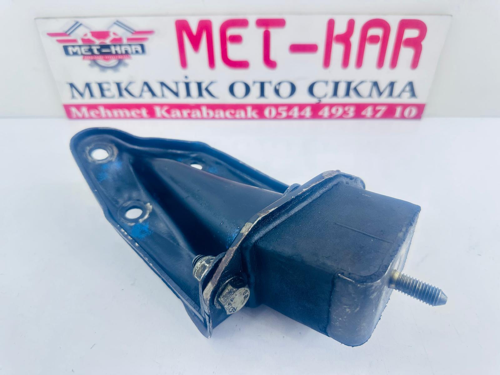 RENAULT R9, R11 MOTOR KULAĞI, MOTOR TAKOZ BAĞLANTI SACI KOMPLE 7700678542