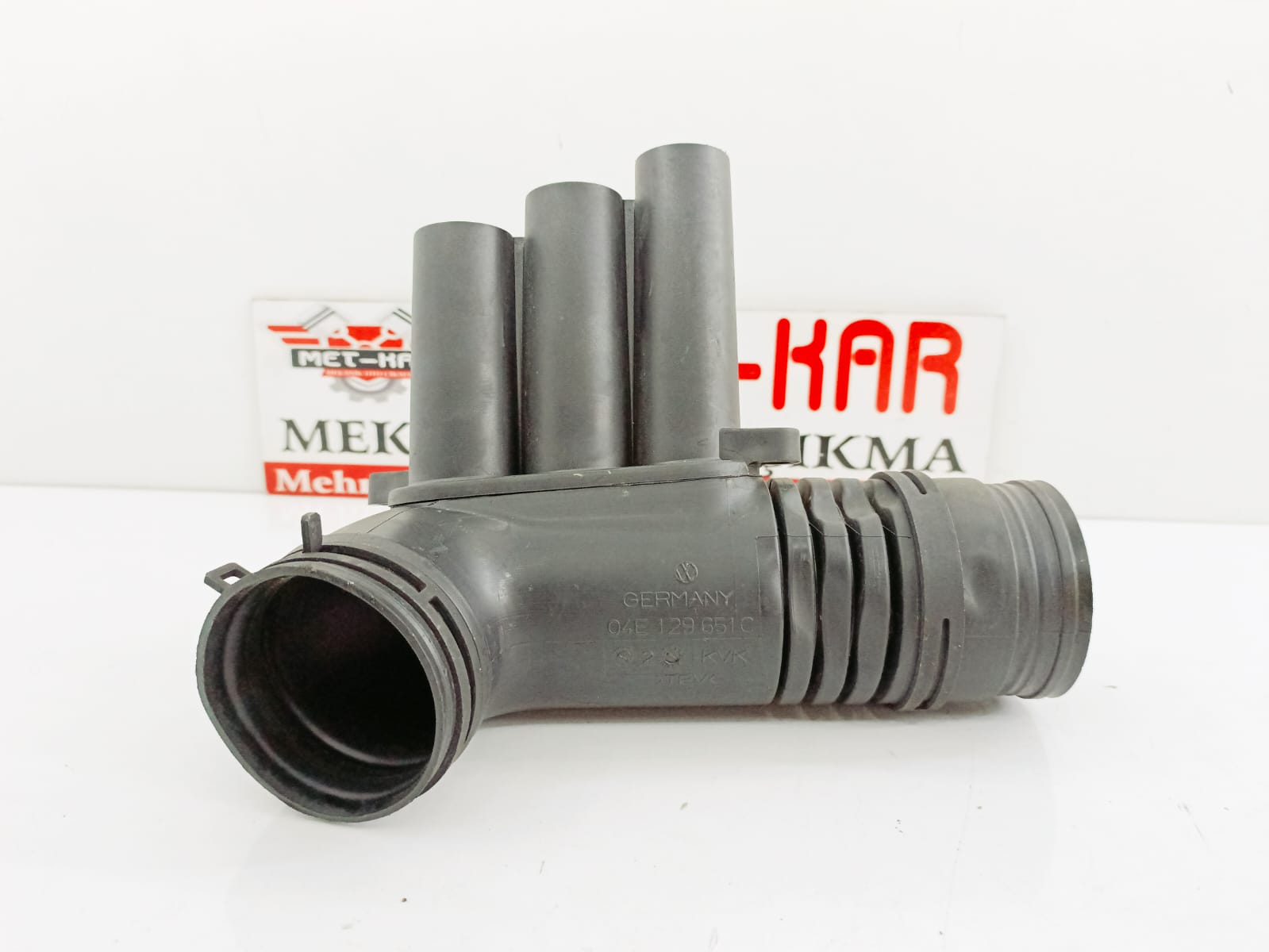 VOLKSWAGEN GOLF 7, PASSAT, JETTA 1.4 TSİ HAVA FİLTRE HORTUMU, HAVA FİLTRE ÜST BORUSU 04E129651C