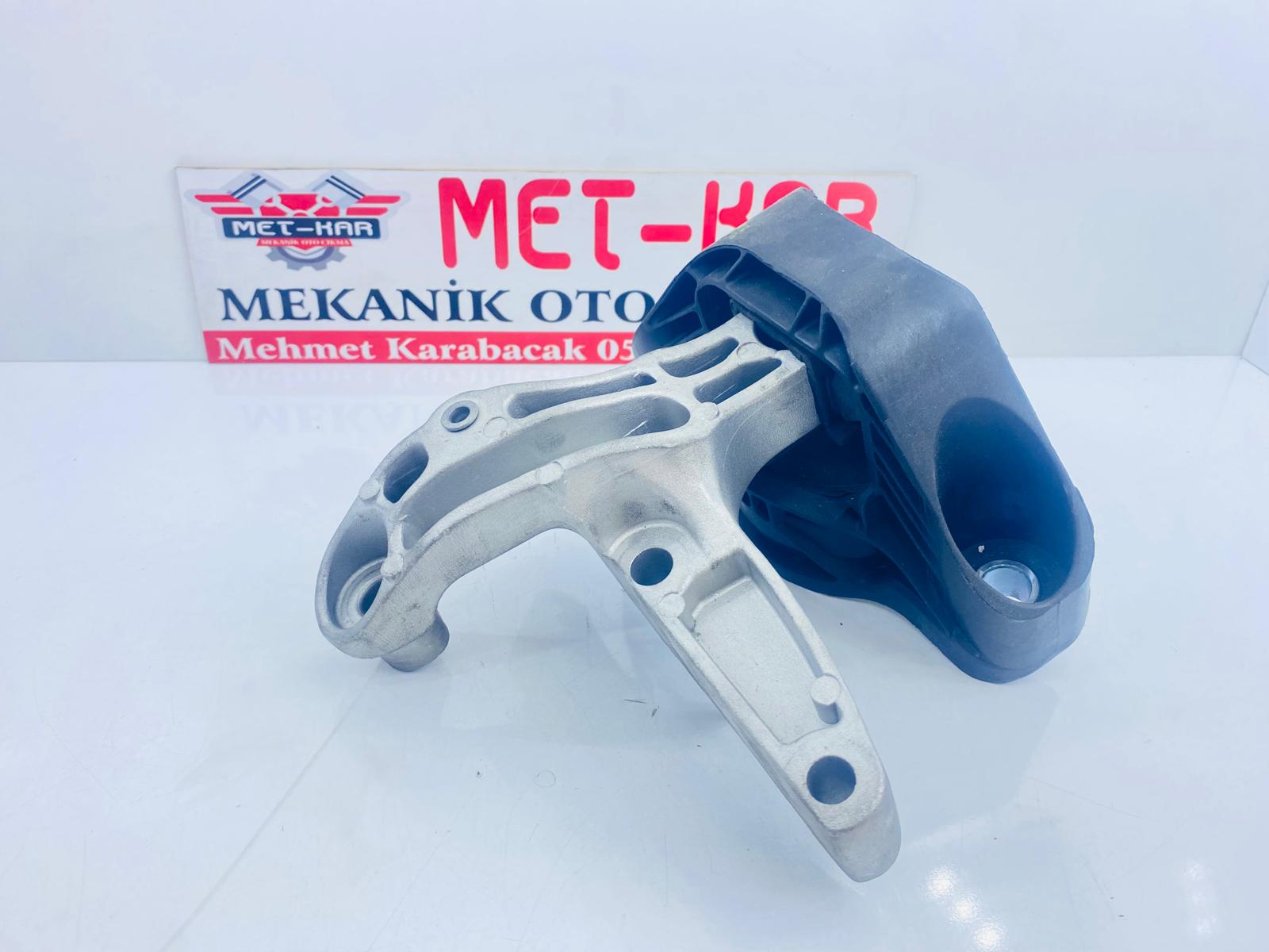 RENAULT MEGANE 4 SAĞ MOTOR TAKOZU , KULAĞI  10010727 