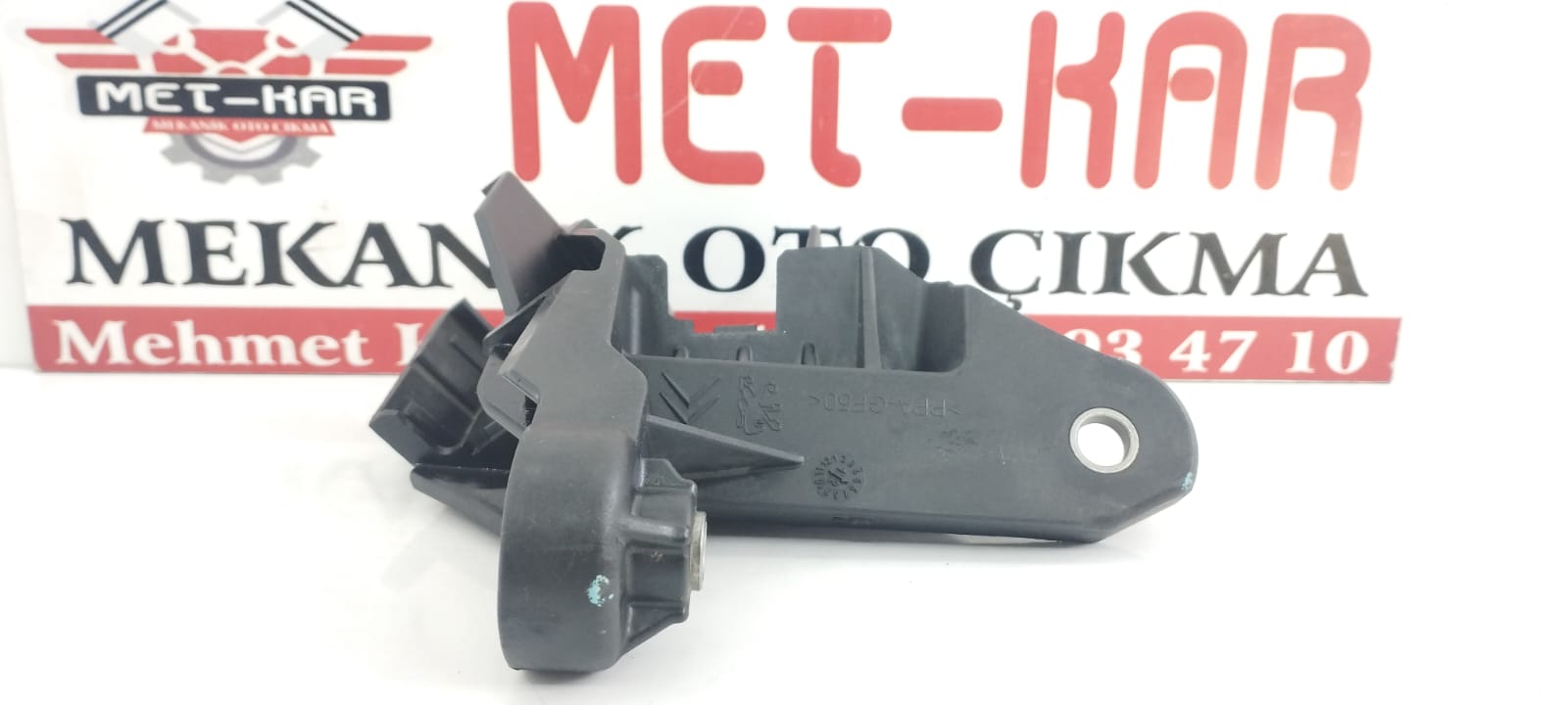 PEUGEOT 208, CİTROEN C3 VİTES TELİ BAĞLANTI AYAĞI, VİTES HALATI DESTEK BRAKETİ, 9685233080, 2437C6,  2437.C6