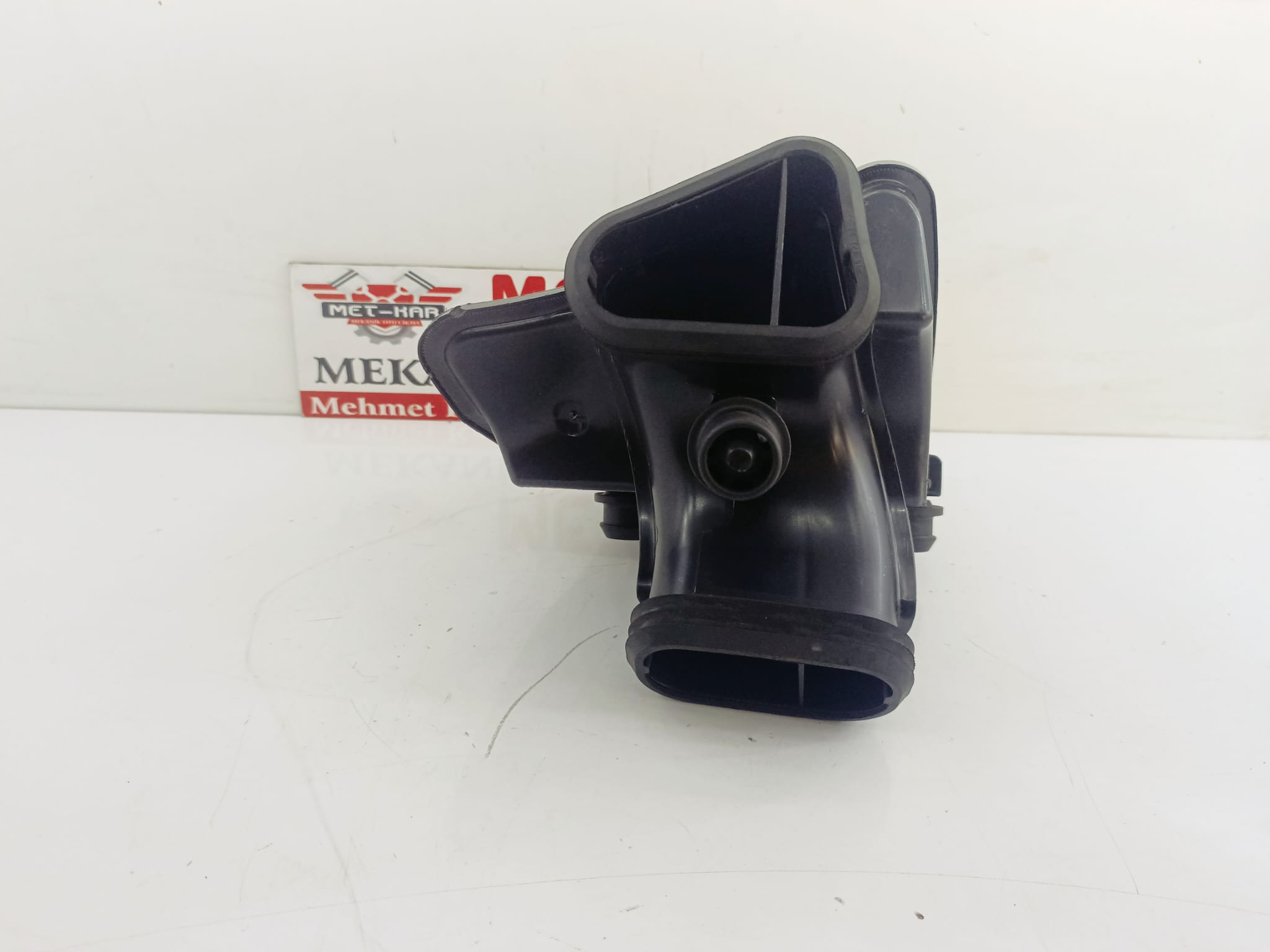 OPEL ASTRA J HAVA DİNLENDİRME TANKI 13337770 , GM 13337770 EJ , OPL13337770 , 835072