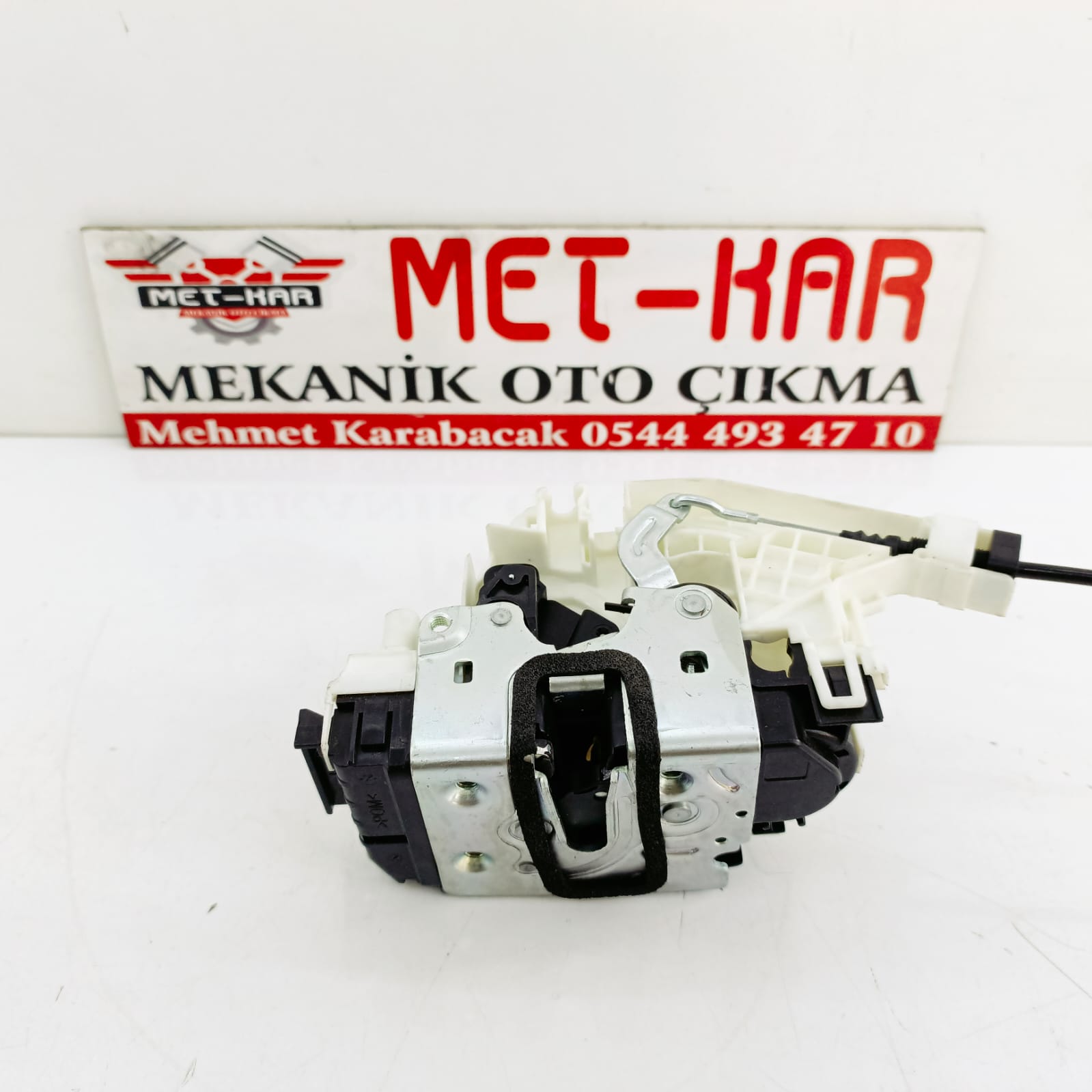 MERCEDES-BENZ W197, 204, 207, 212, 218 2007 MODEL ÖN SAĞ KAPI KİLİDİ A2047201835