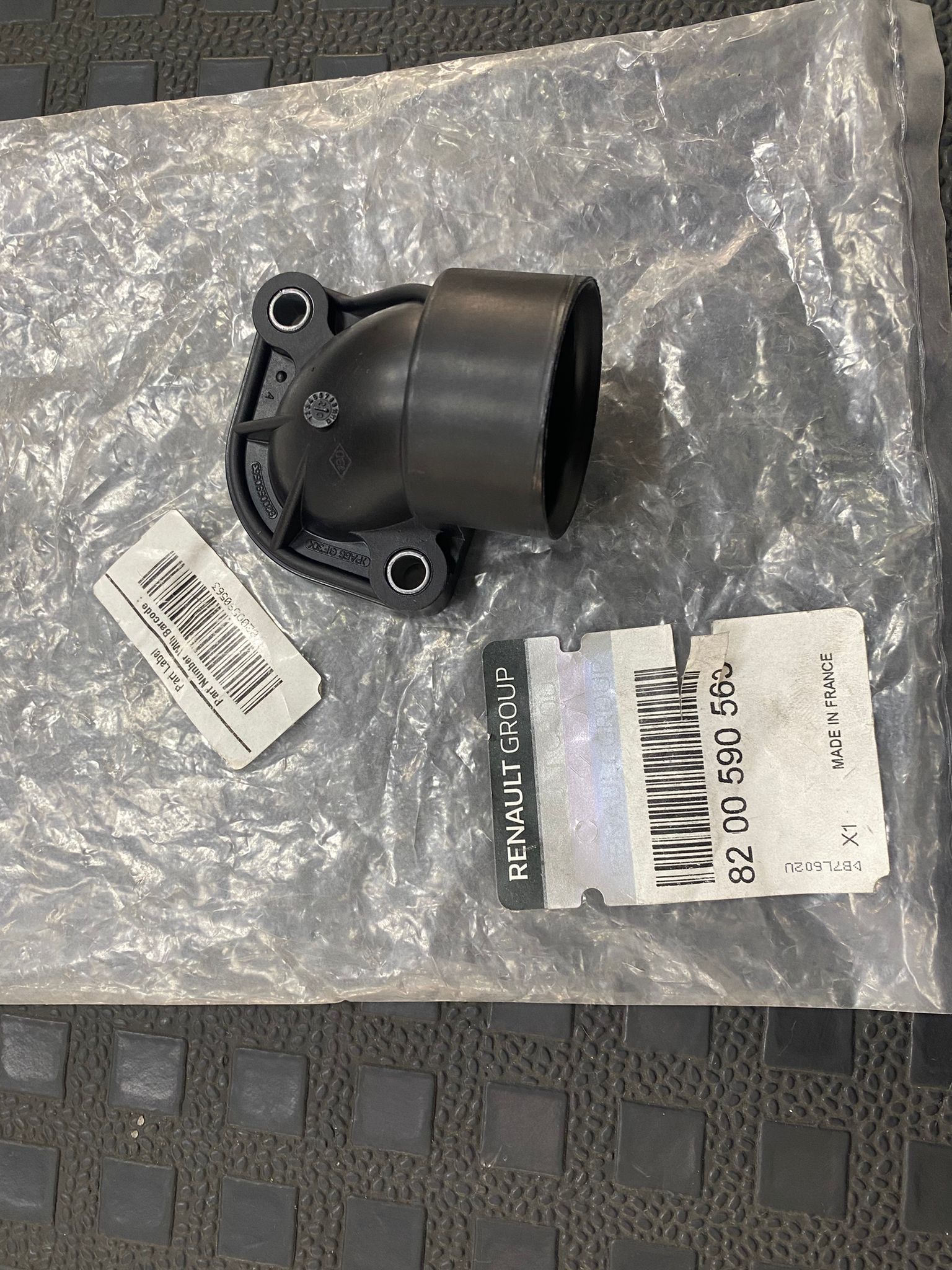 Laguna 2-II Trafic 2-II Scenic 2-II Blok Su Borusu 1.9 Dci F9Q 7700113645 - 8200590563 -Renault Mais