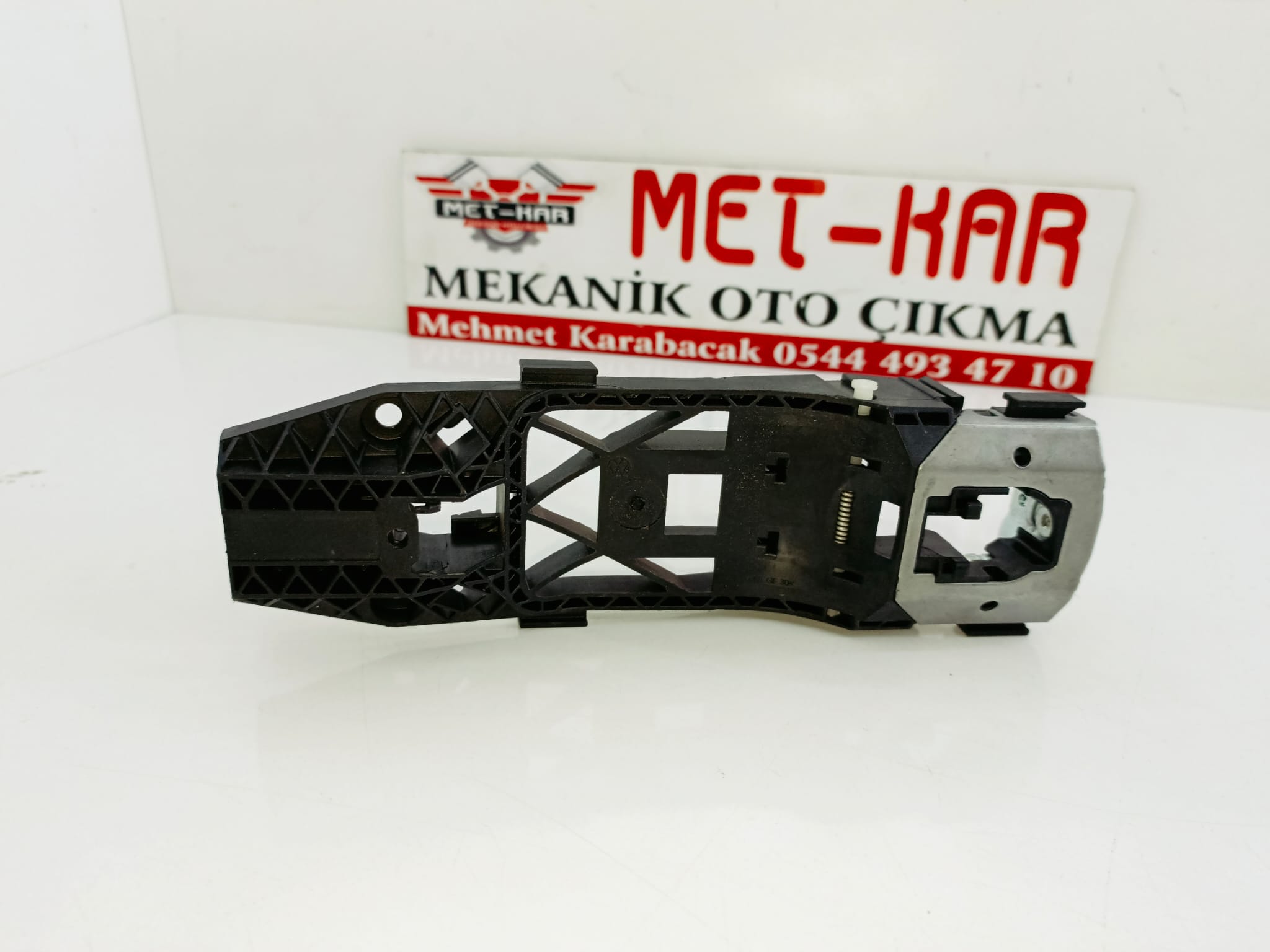 VOLKSWAGEN GOLF VII , PASSAT , POLO , TIGUAN  SOL ÖN DIŞ KAPI KOL BRAKETİ 5N0837885H, VW 5N0837885H 