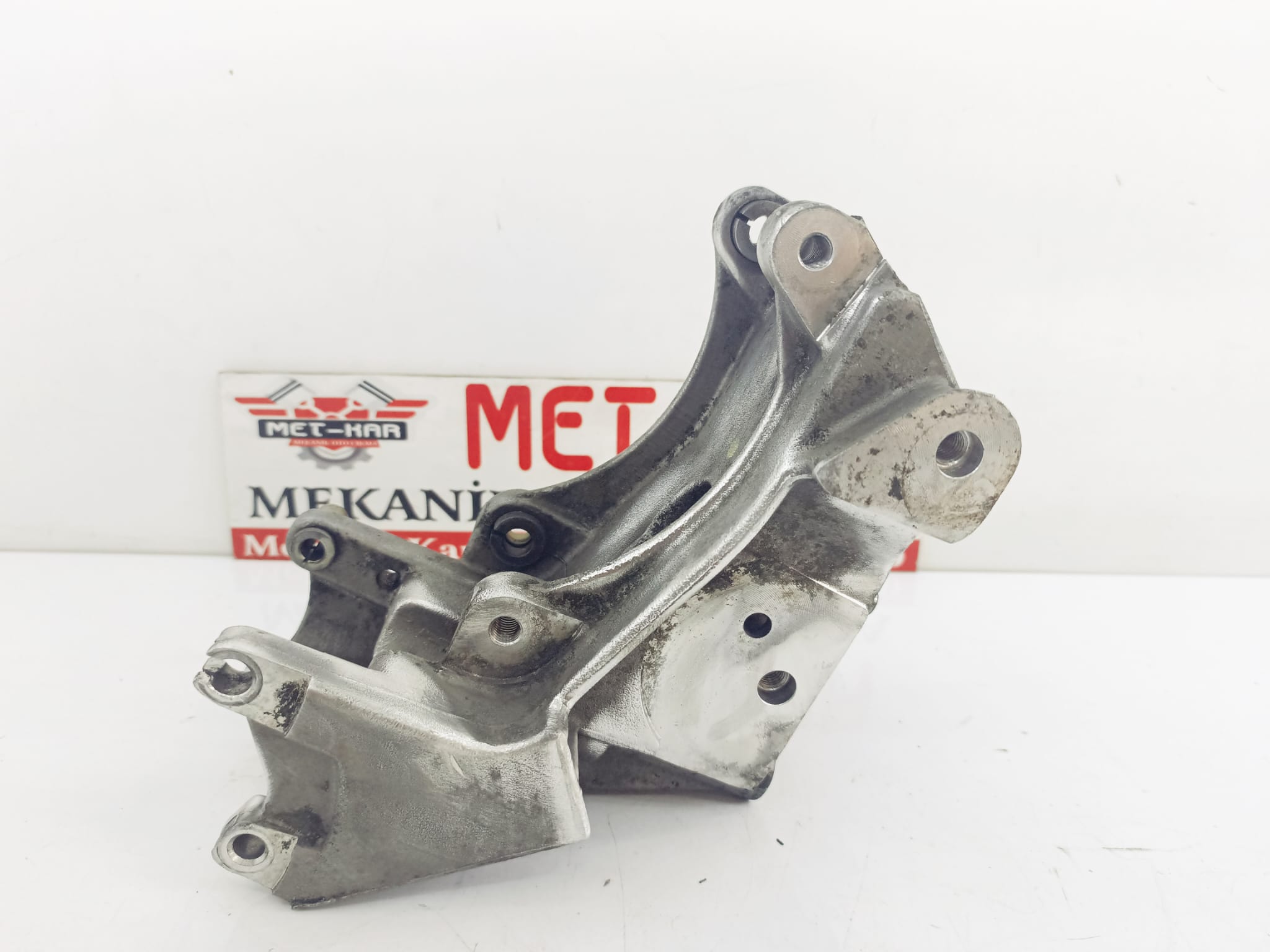 PEUGEOT 2.0 HDİ  206 , 306 , 406 , PARTNER  ŞARJ DINAMO BRAKETİ , ALTERNATÖR BAĞLANTISI 9634817980AC ,  9634817980