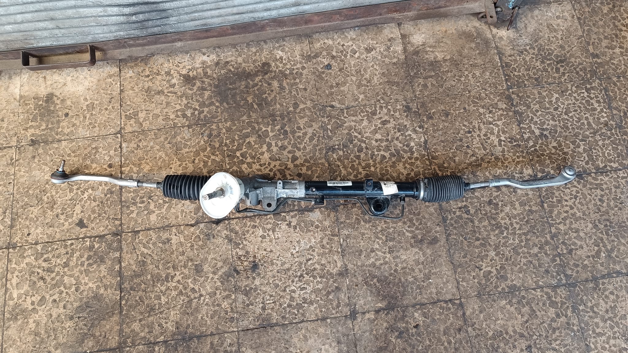 DACİA DUSTER DİREKSİYON KUTUSU A0029803 , 490010125R