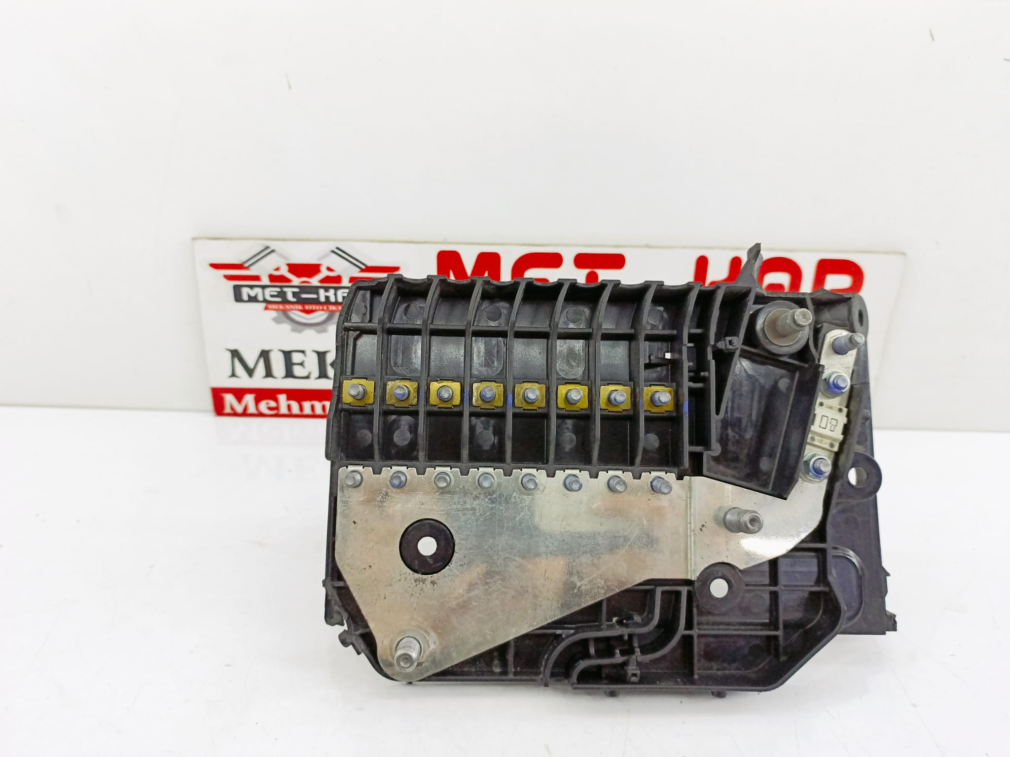 FORD FOCUS, C-MAX SİGORTA KUTUSU AV6T 14A067 BB