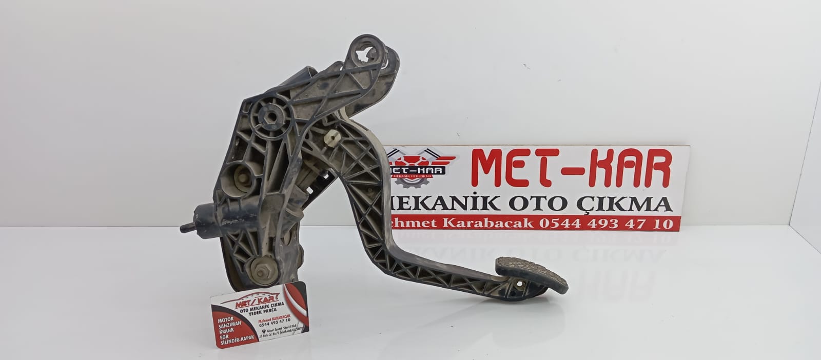 FORD FİESTA 1.5 DEBRİYAJ PEDALI AY11-7B633-AC