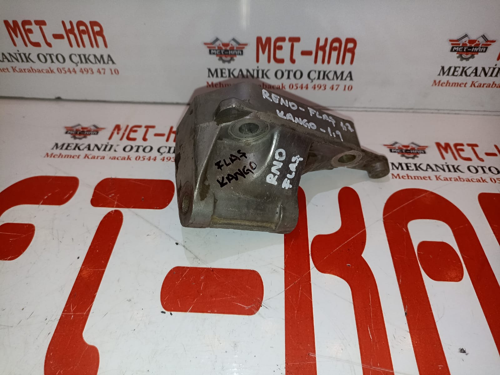 RENAULT KANGO 1.9 FLAŞ 1.7 ŞARJ DİNAMO BRAKETİ 7700598496
