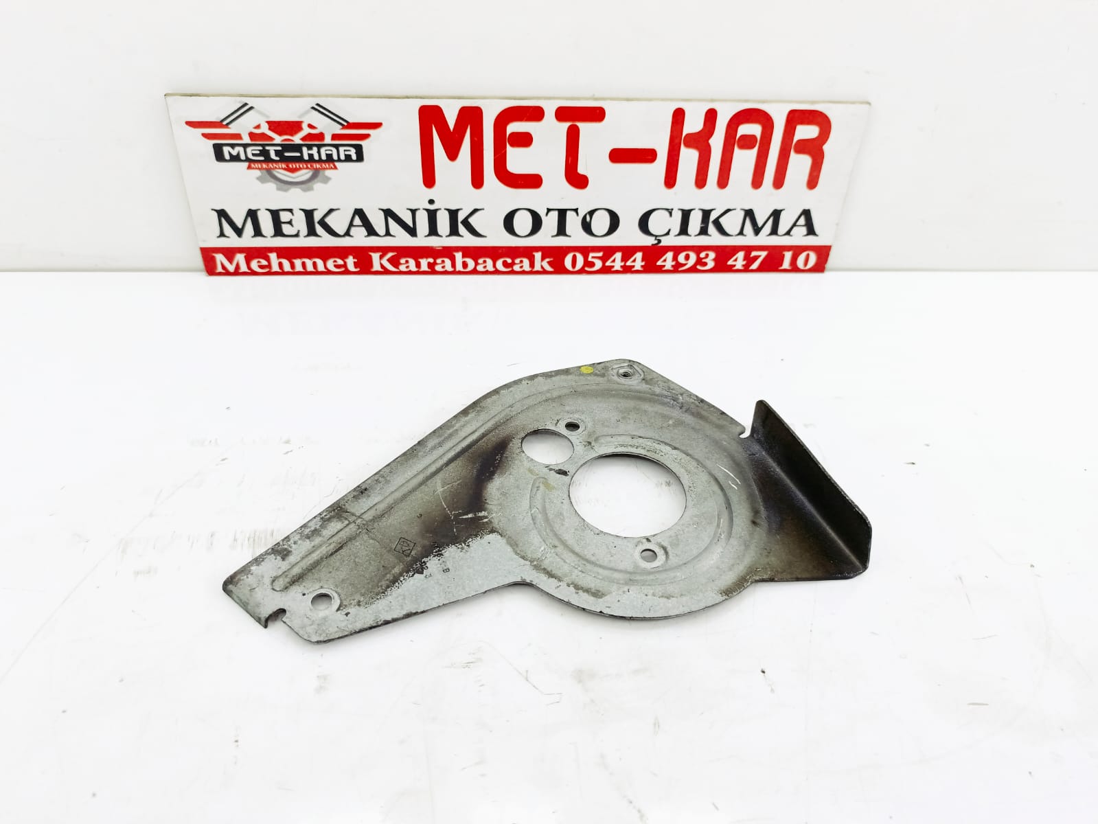 RENAULT 1.9 DİZEL TRAFIC EKSANTRİK SACI , EKSANTRİK KAPAĞI , 7700116266 , 7700111875 , 8200041611 , 8200185769 , 8200817209 , 135641649R
