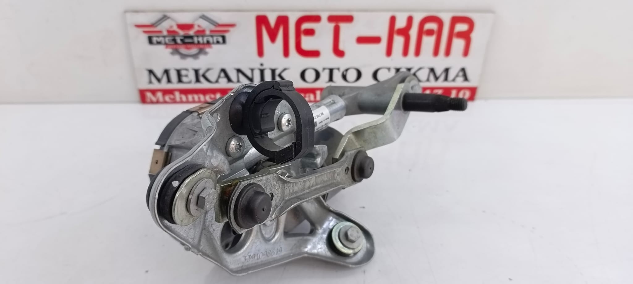 PEUGEOT 3008 - 5008 ÖN CAM SİLECEK MOTORU ÖN SOL  1137328460, 1397220577