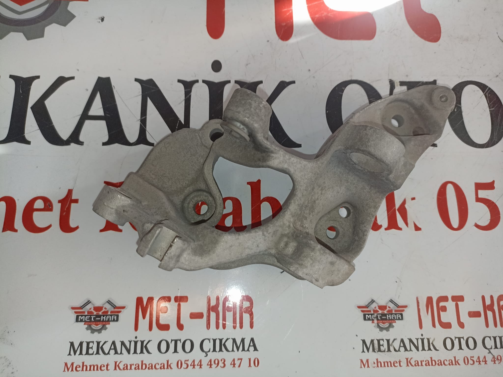 PEUGEOT CITROEN 1.4 HDI ALTERNATÖR BRAKETİ 9658198980 şarj dinamo baglantı ayagı