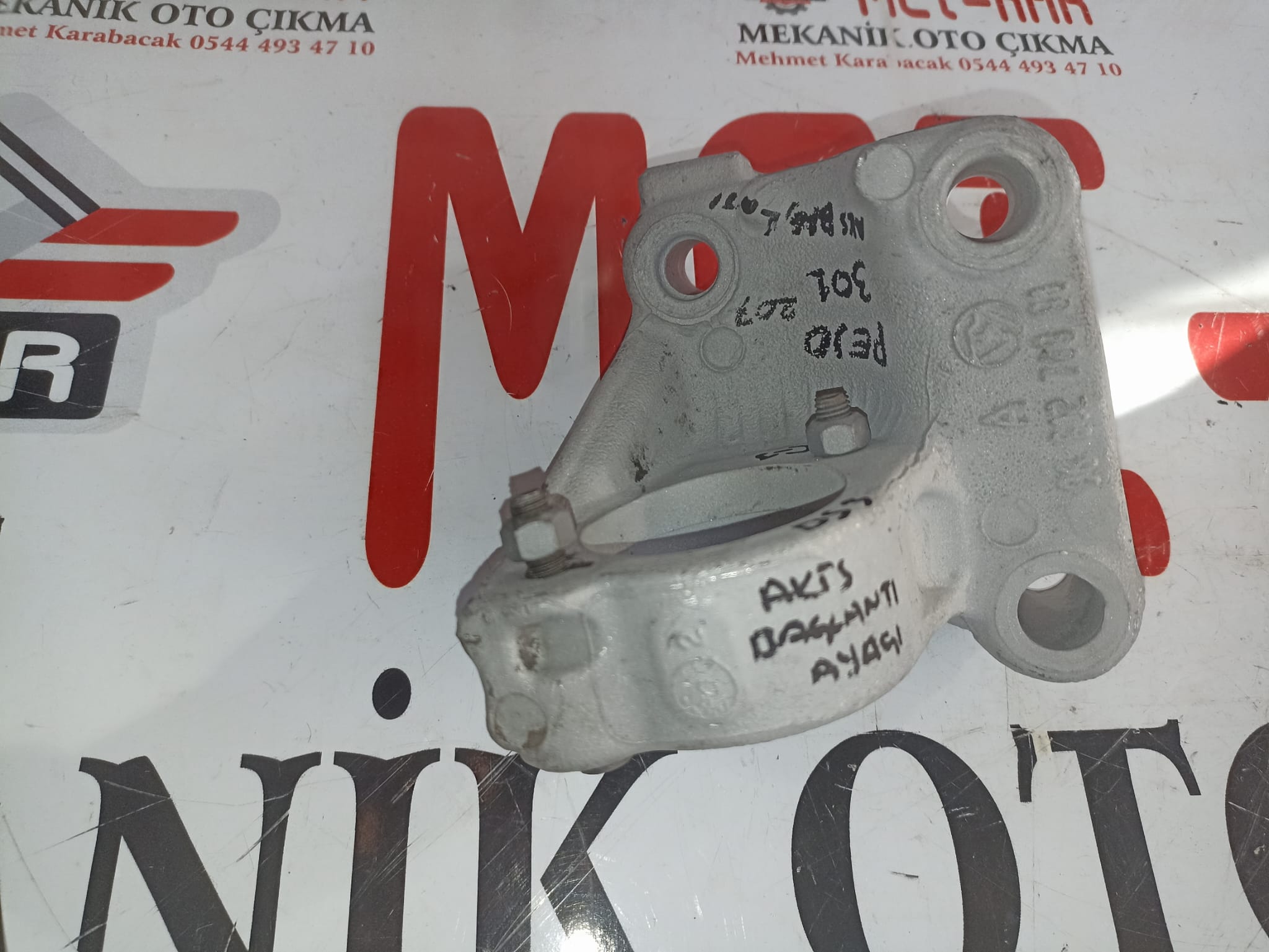 PEUGEOT 301,208 SAĞ AKS BAĞLANTI AYAĞI 324432 9680276880 citroen C3 picasso,DS3, akis braketi